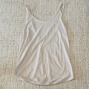 Lululemon Light Gray Sleeveless Tank Top